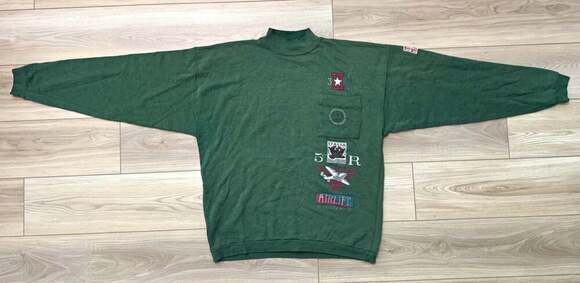 GIVE Other - Vintage Italian Aviation "Airlift Around the World" Mock Neck Sweatshirt